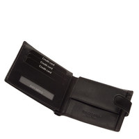 ccs1027-t-fekete-02.jpg