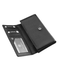 anc155-fekete-05.jpg